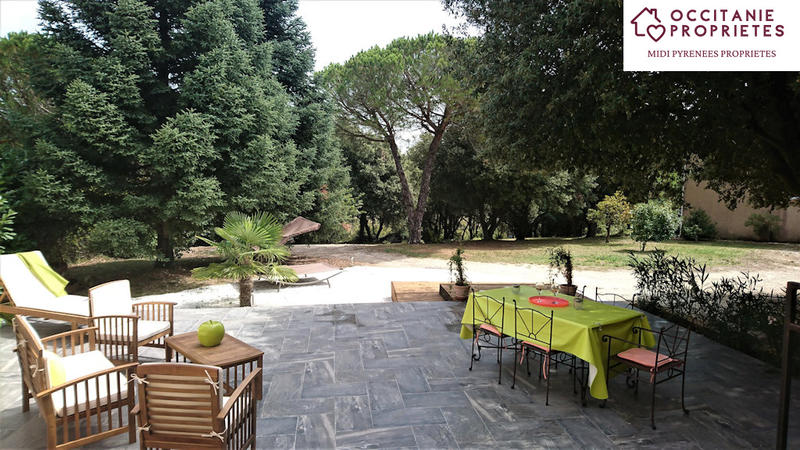 Villa - 269 m² - 13 pièces