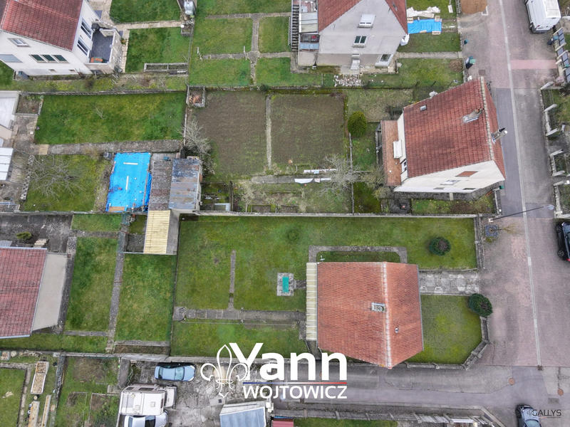 Maison - 96 m² - 5 pièces