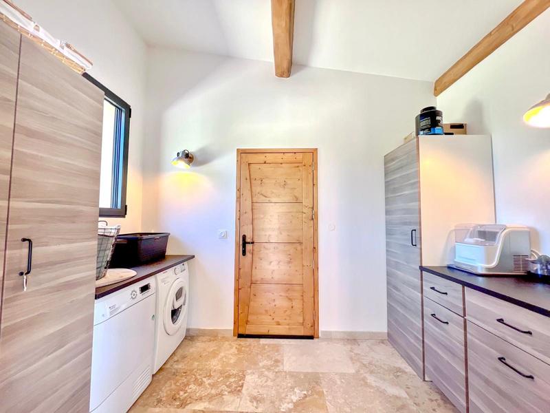 Maison contemporaine - 290 m² - 8 pièces