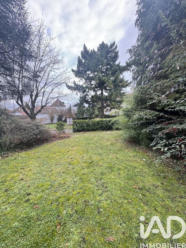 Maison - 140 m² - 8 pièces