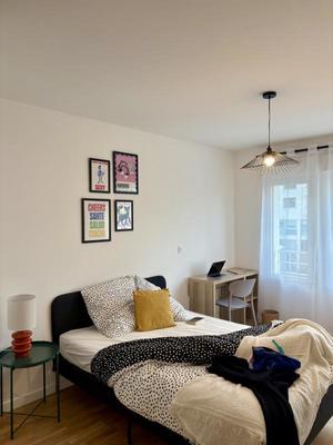 Chambre - 25 m² - 5 pièces