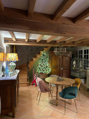 Maison - 180 m² - 6 pièces