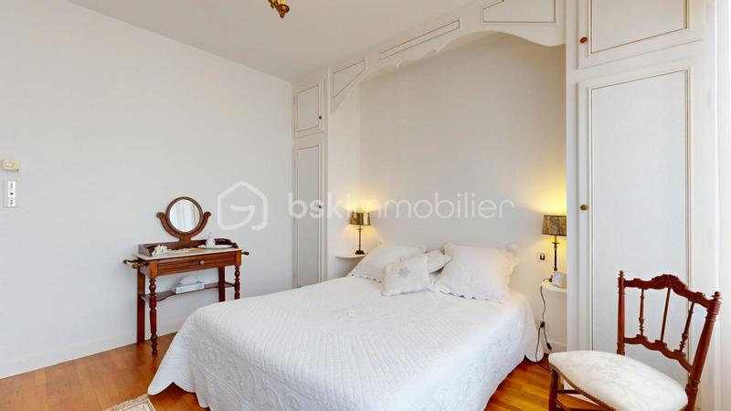 Maison de ville - 194 m² - 8 pièces