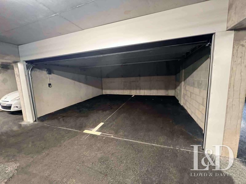 Appartement - 91 m² - 4 pièces