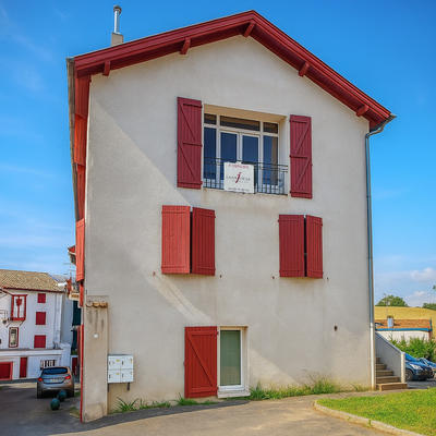 Appartement - 60 m² - 4 pièces