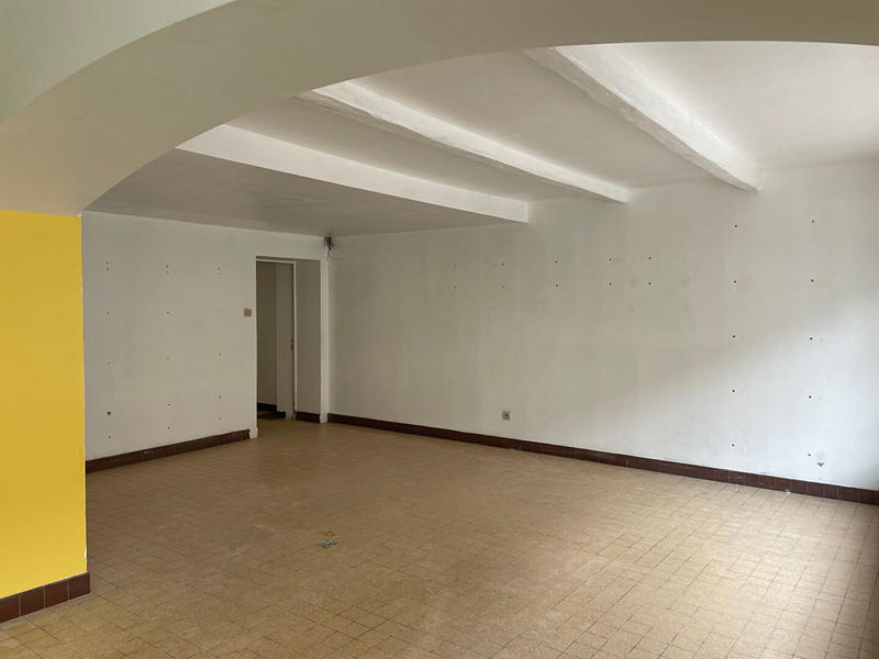 Immeuble - 9 pièces