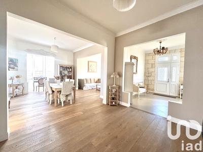 Maison - 212 m² - 5 pièces