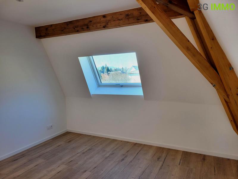 Appartement - 100 m² - 4 pièces