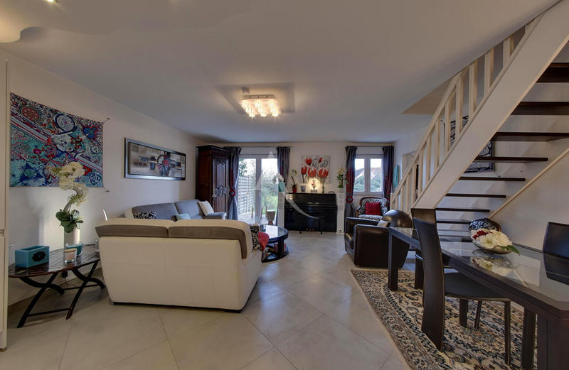 Appartement - 82 m² - 4 pièces