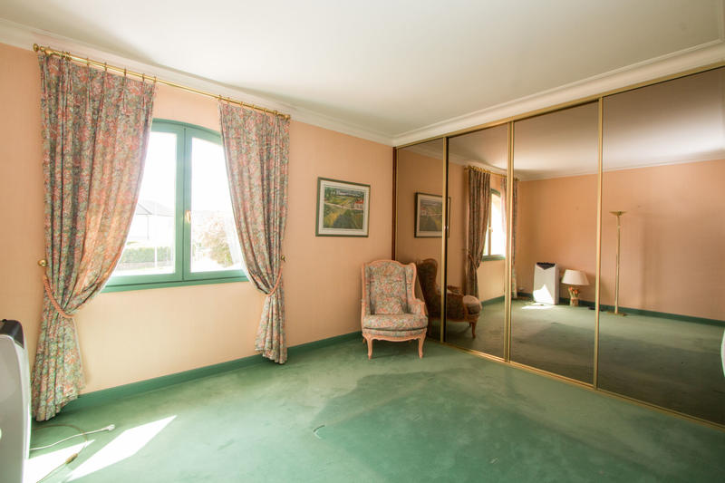 Villa - 344 m² - 7 pièces