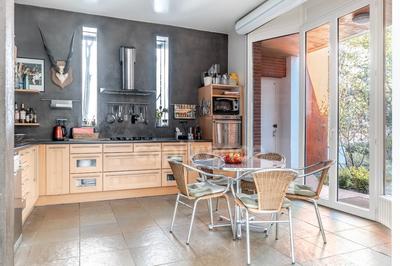 Maison - 262 m² - 8 pièces