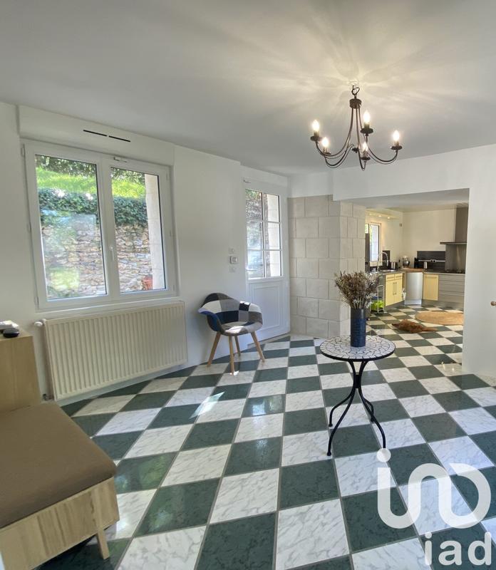 Maison - 215 m² - 8 pièces