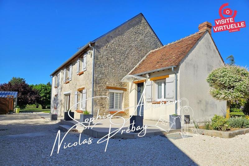 Maison - 165 m² - 9 pièces