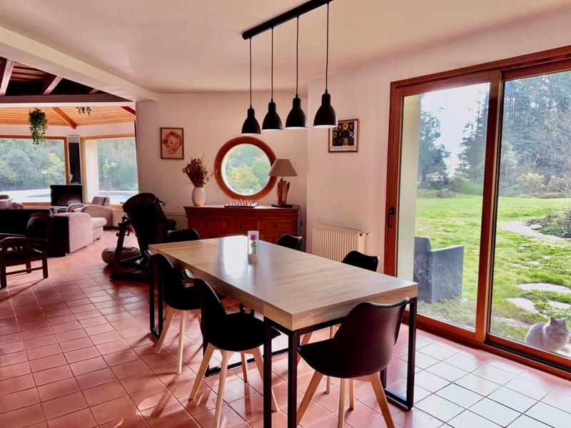 Maison - 177 m² - 5 pièces