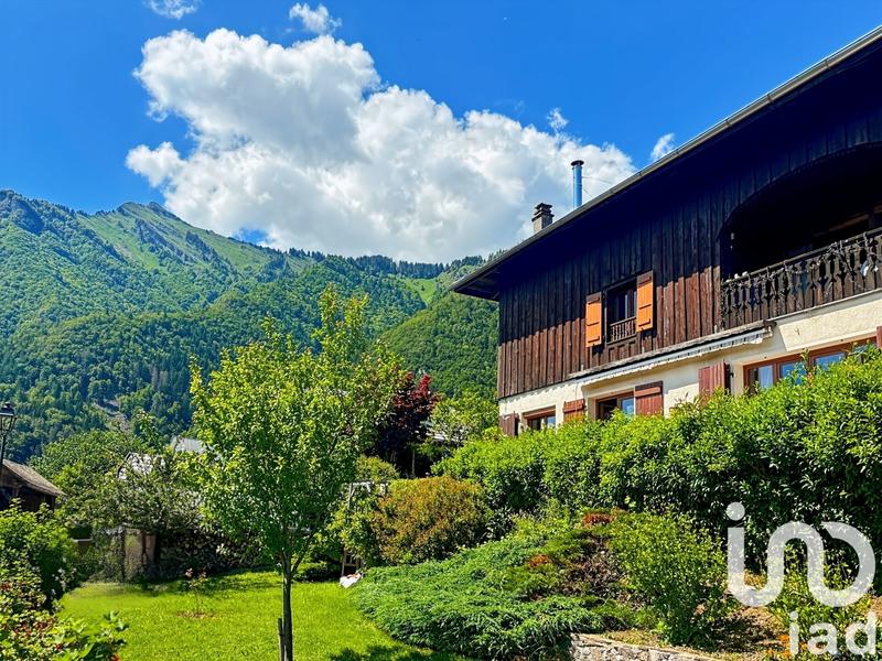 Châlet - 265 m² - 15 pièces