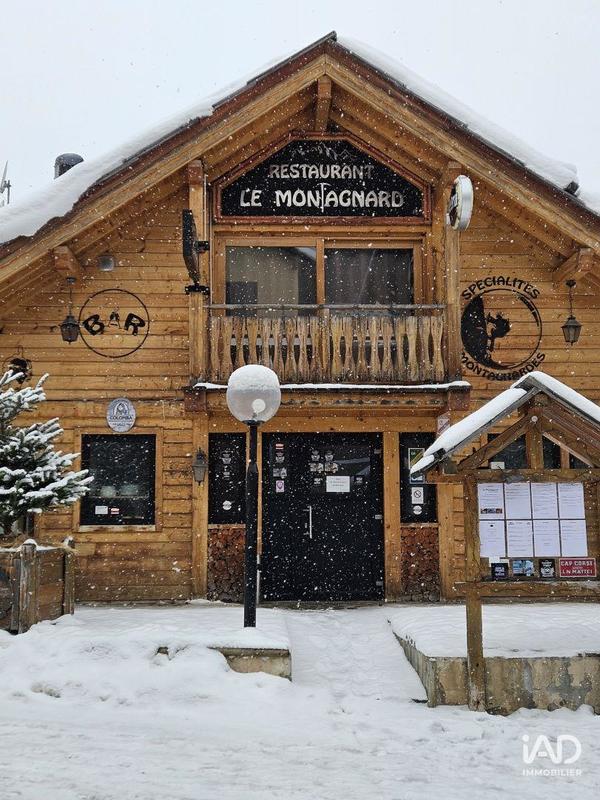 Local commercial - 210 m²