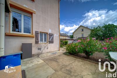 Maison - 87 m² - 5 pièces