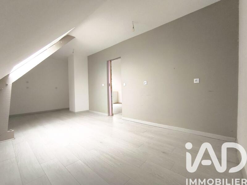 Maison - 149 m² - 9 pièces