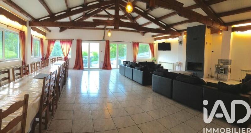 Maison - 700 m² - 15 pièces