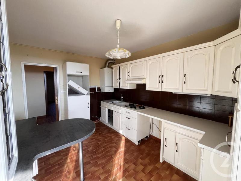 Appartement - 84 m² - 4 pièces