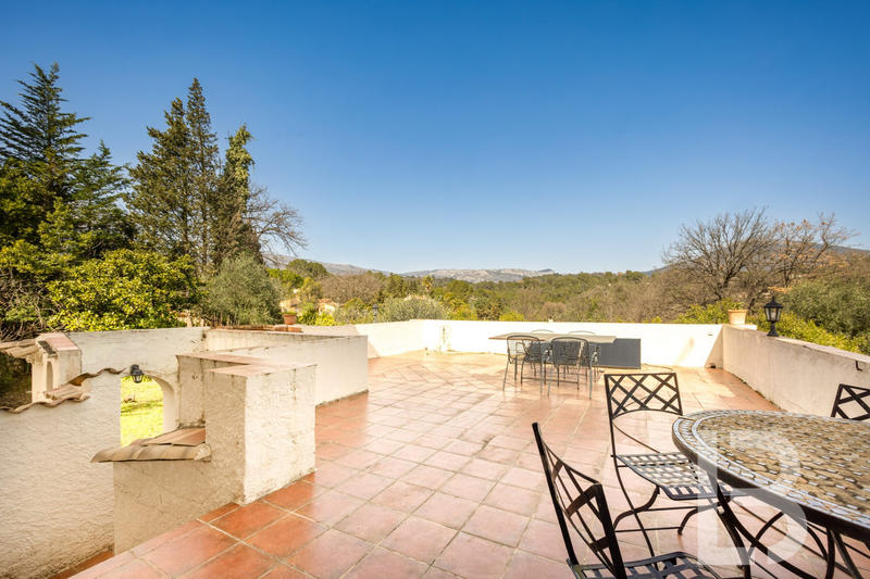 Bastide - 220 m² - 5 pièces