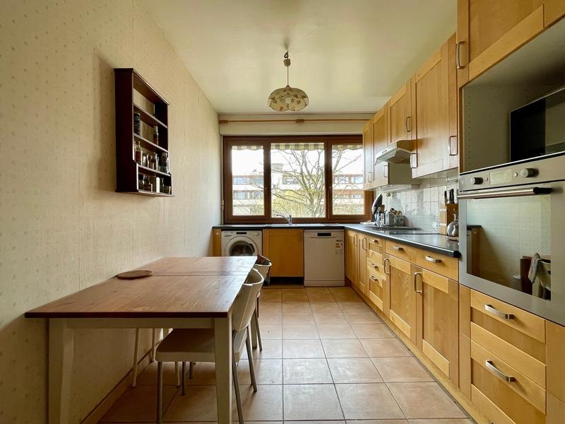 Appartement - 120 m² - 5 pièces