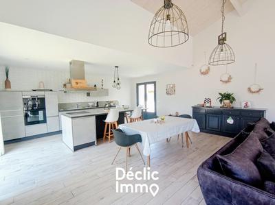 Maison - 144 m² - 4 pièces