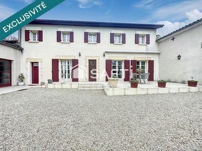 Maison de maîtres - 441 m² - 14 pièces