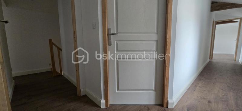 Maison traditionnelle - 142 m² - 5 pièces