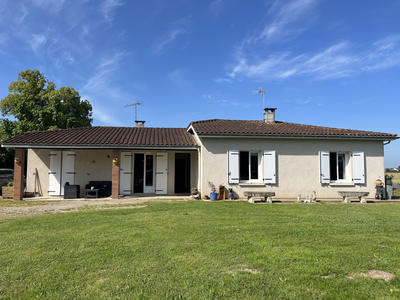 Maison - 95 m² - 4 pièces