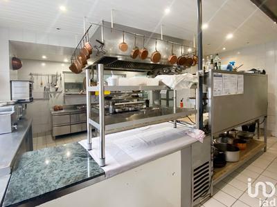 Local commercial - 200 m²