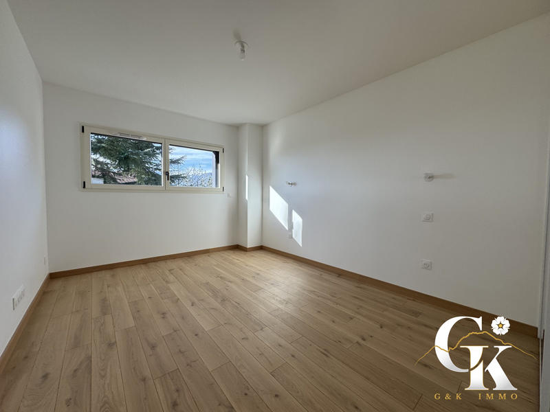 Maison contemporaine - 141 m² - 5 pièces