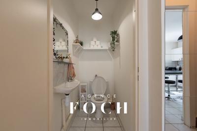 Appartement - 136 m² - 8 pièces