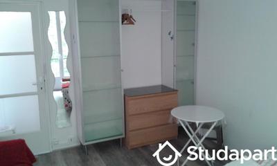 Chambre - 12 m² - 1 pièce