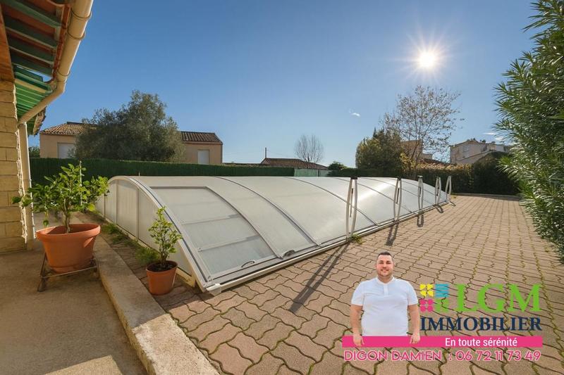 Villa - 203 m² - 6 pièces