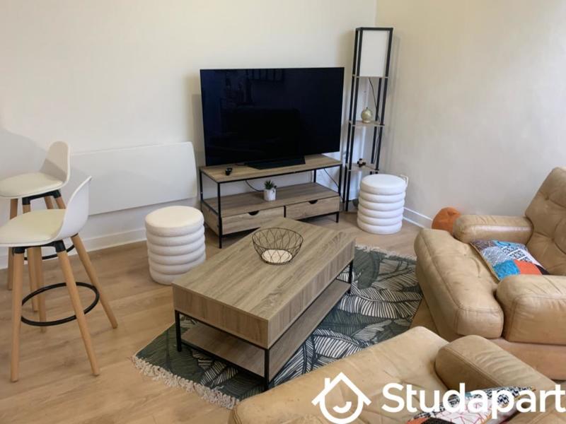 Chambre - 15 m² - 1 pièce