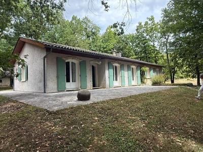 Maison - 155 m² - 7 pièces