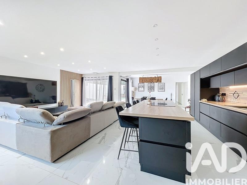 Maison - 149 m² - 6 pièces