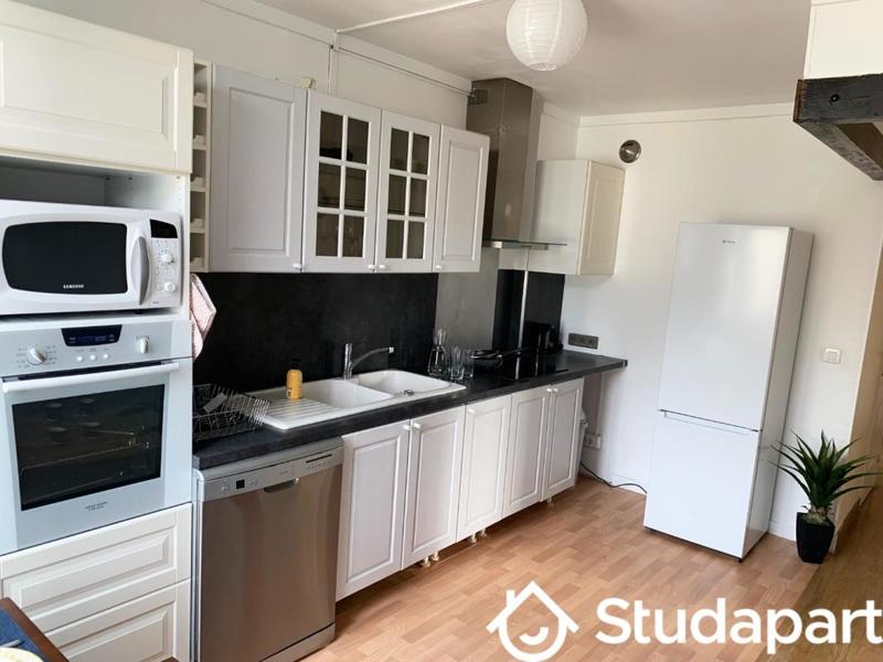 Chambre - 11 m² - 1 pièce