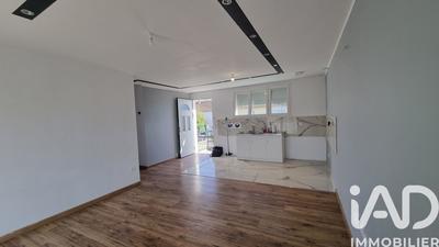 Maison - 66 m² - 5 pièces