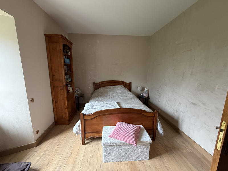 Maison - 230 m² - 7 pièces