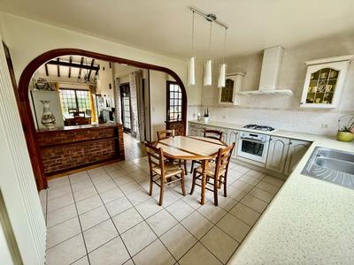 Maison - 110 m² - 4 pièces