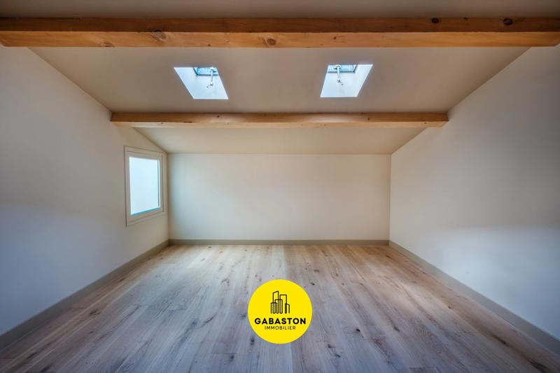 Appartement - 87 m² - 4 pièces