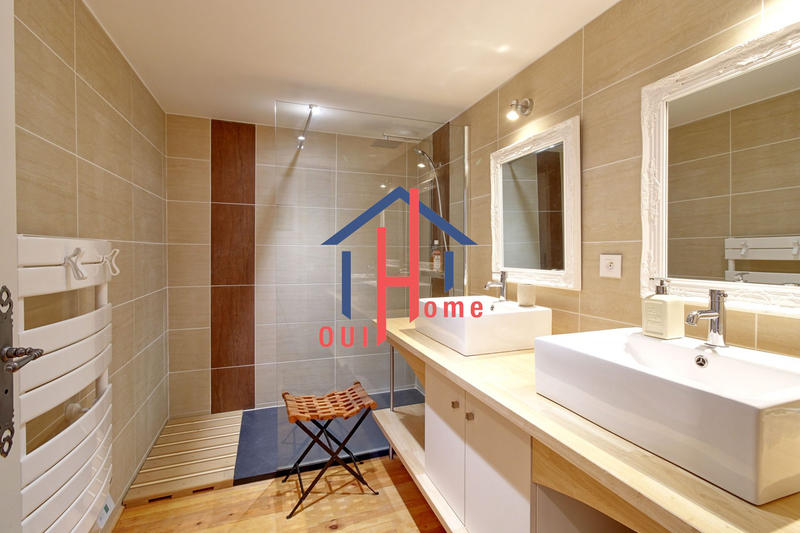 Maison ancienne - 209 m² - 6 pièces