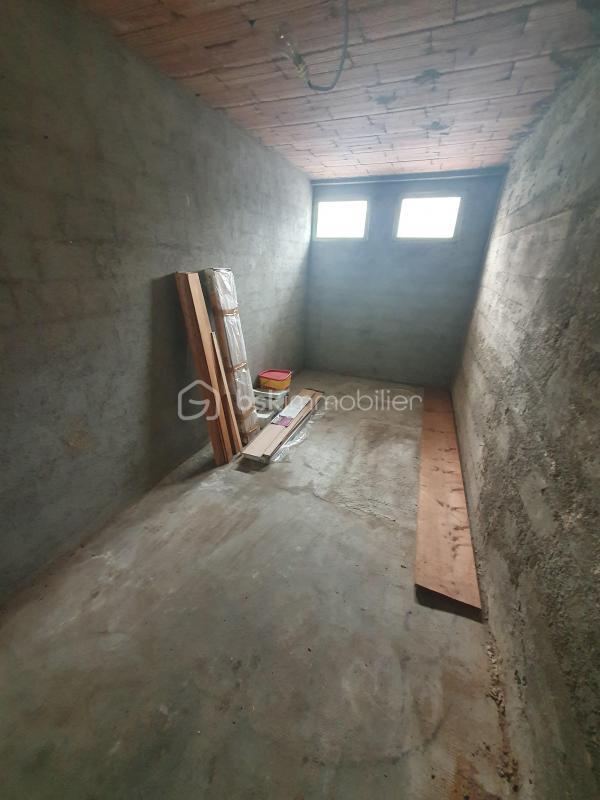 Appartement - 95 m² - 4 pièces