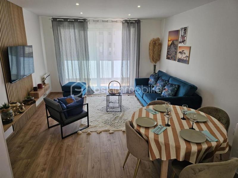 Appartement - 100 m² - 5 pièces