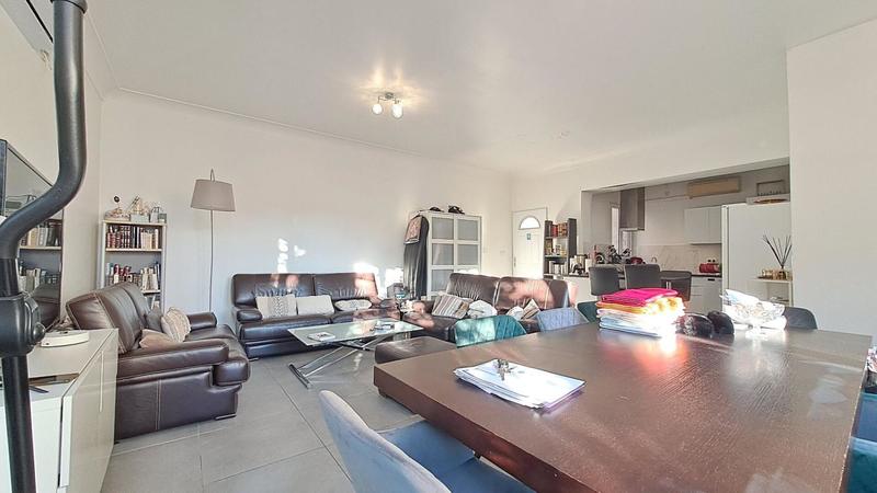 Maison - 224 m² - 8 pièces