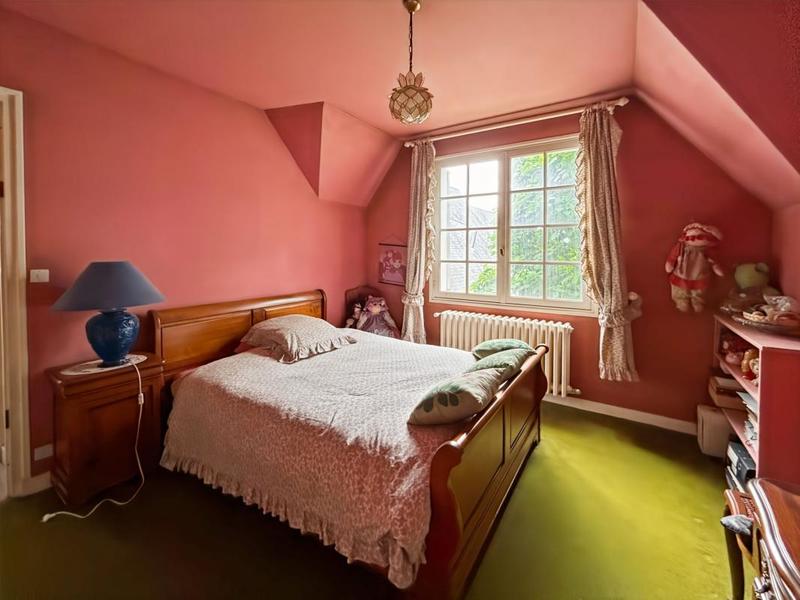 Maison - 136 m² - 6 pièces