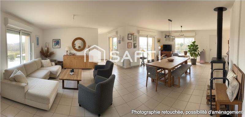 Maison - 210 m² - 10 pièces