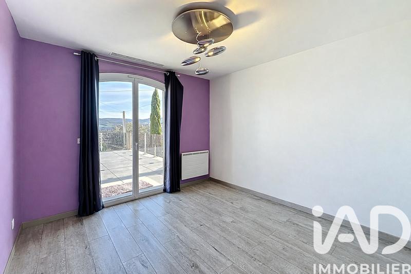 Maison - 260 m² - 8 pièces